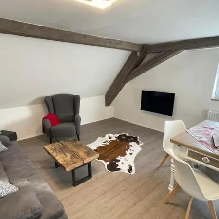 Mit Wifi Und 2 Schlafzimmern Apartment *