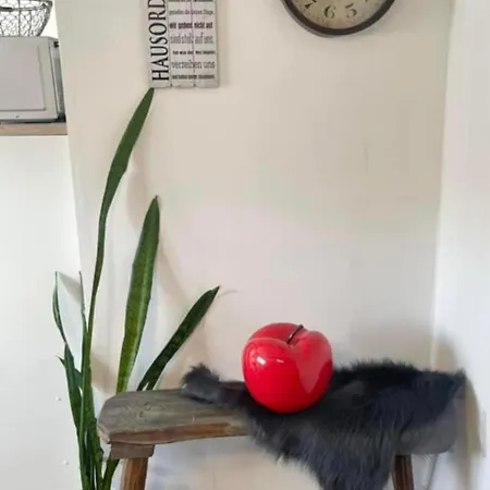 Mit Wifi Und 2 Schlafzimmern Apartment *