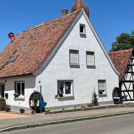 Mit Wifi Und 2 Schlafzimmern